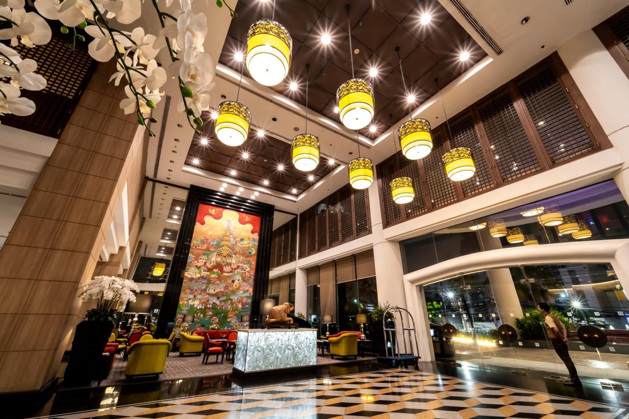 Century Park Hotel Bangkok Exterior photo